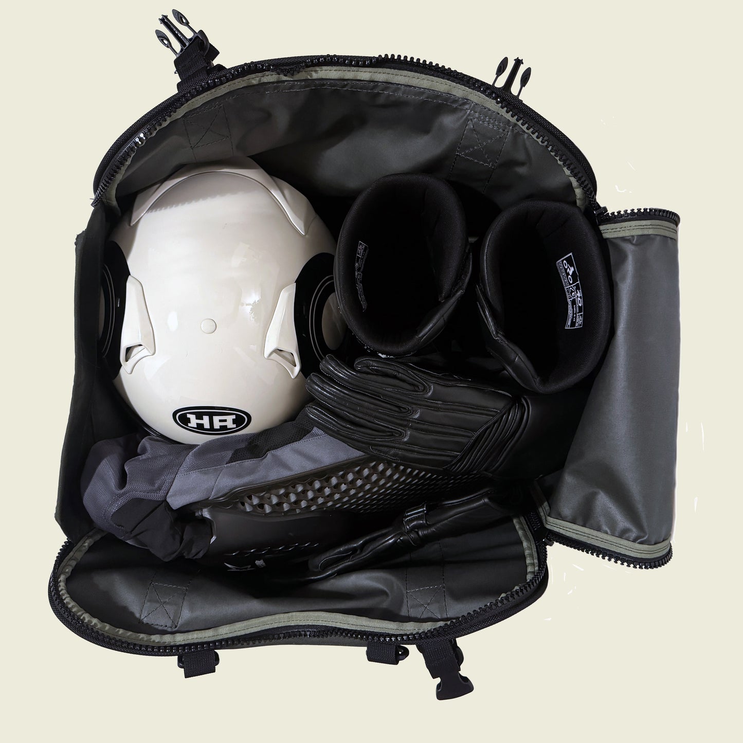 OILSEAL別注 PACIFIC FURNITURE SERVICE RACE GEAR BAG