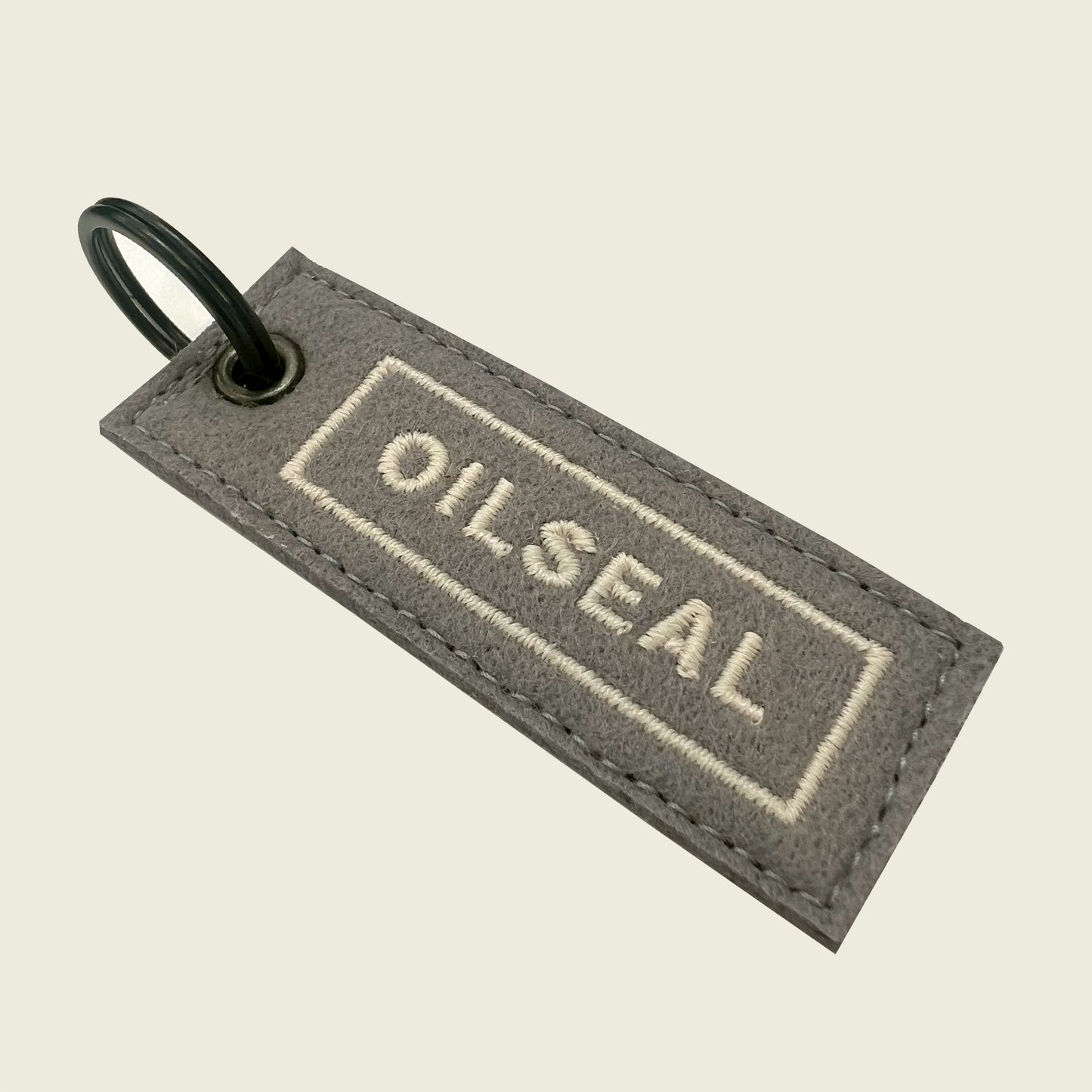 OILSEAL EMBROIDERY KEY CHAIN #LIGHT GRAY