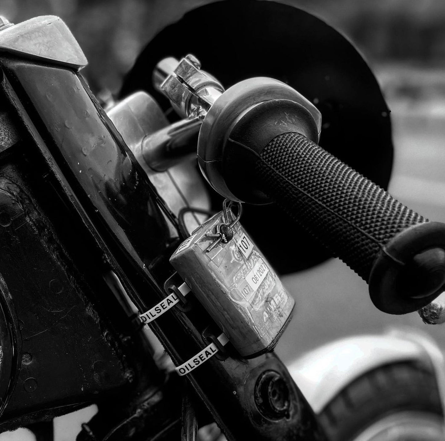 OILSEAL ZIP TIE #BLACK