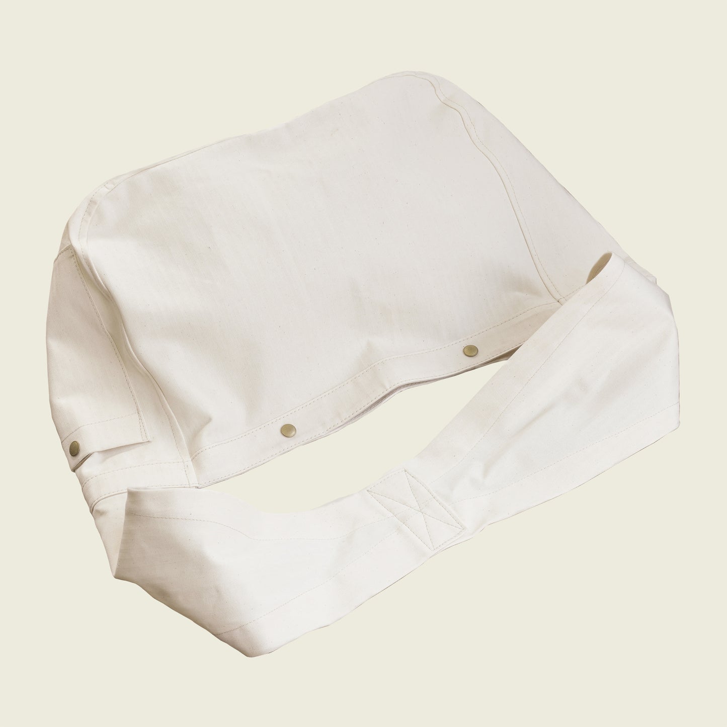 TENGUSEAL NEWS BOY BAG #WHITE